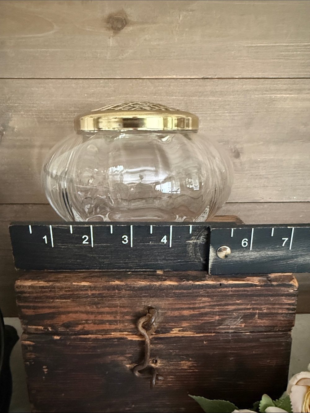 VTG | Glass Bowl Flower Bud Vase - Picture 8 of 9